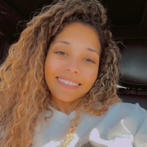 Meet your Posher, Darrien